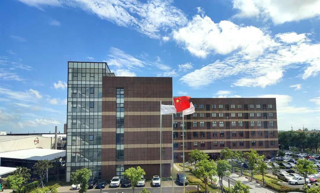 1683168218777692 1683168218777692